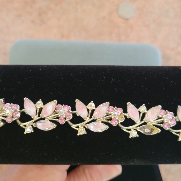 Pink & Silver Metal Bracelet ~ Pretty! *Missing a Stone* ~ GUC ~ Vintage? - Picture 7 of 15